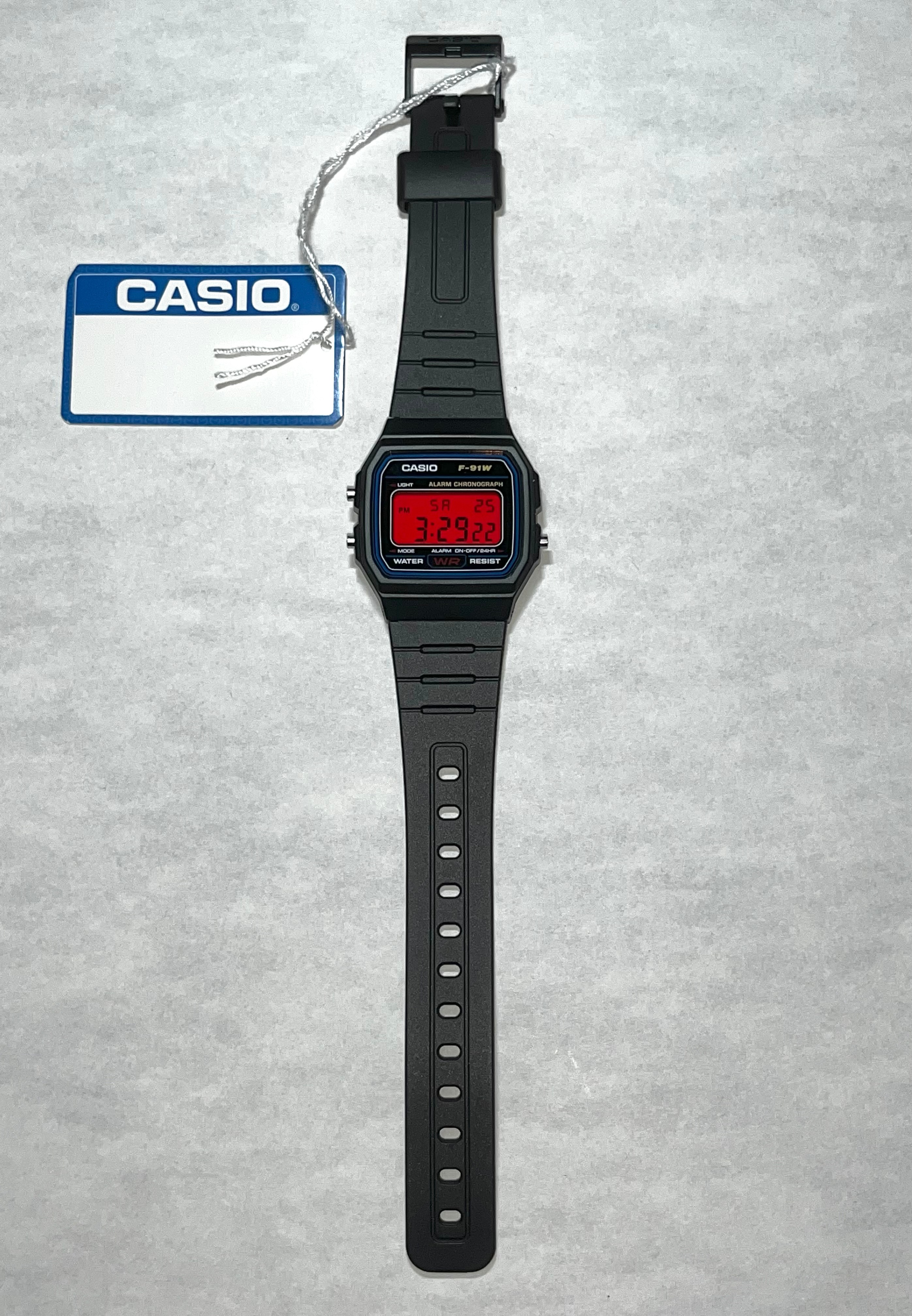 F-91W Rojo — Vista 2