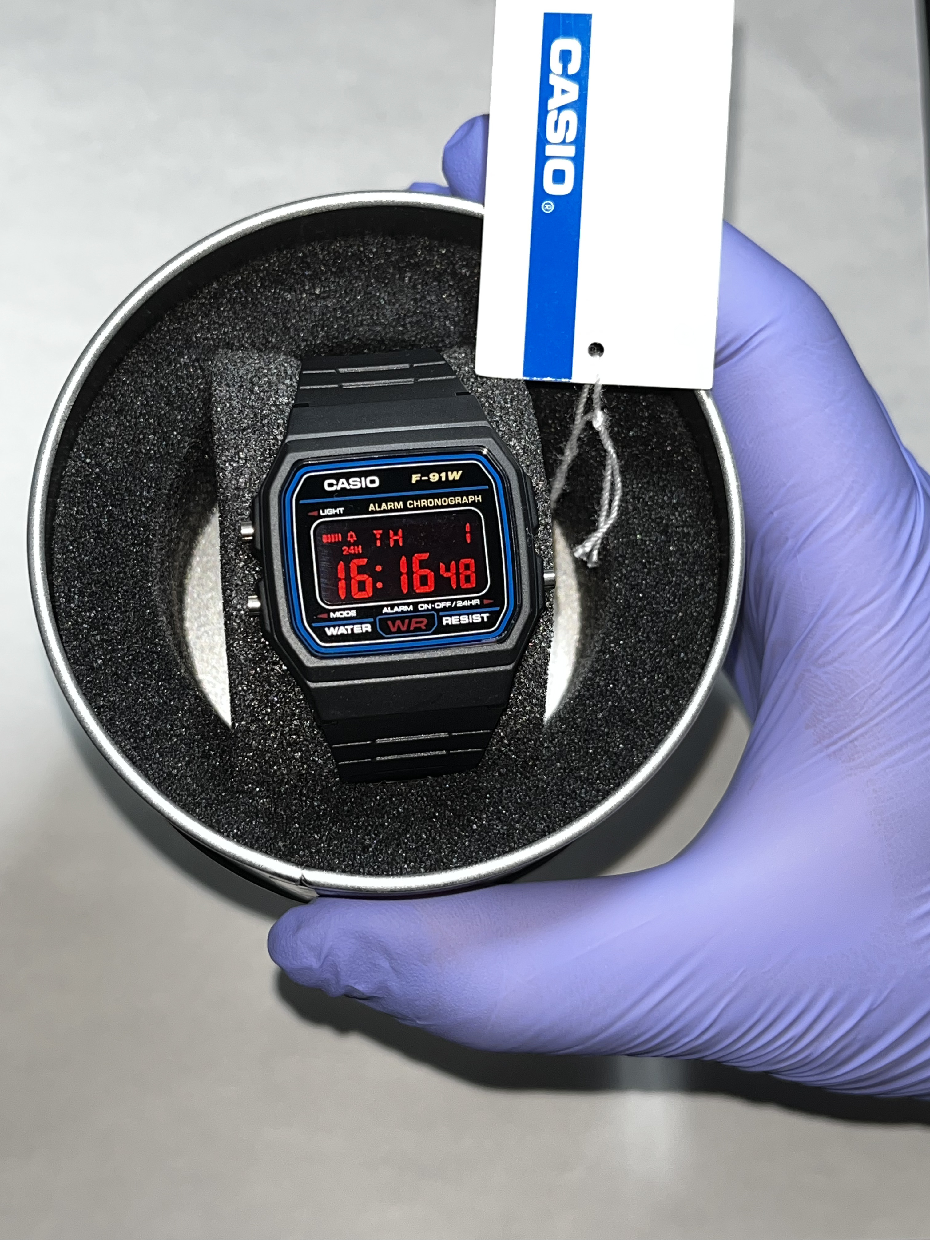 F91W Blackout + Filtro Rojo — Vista 1