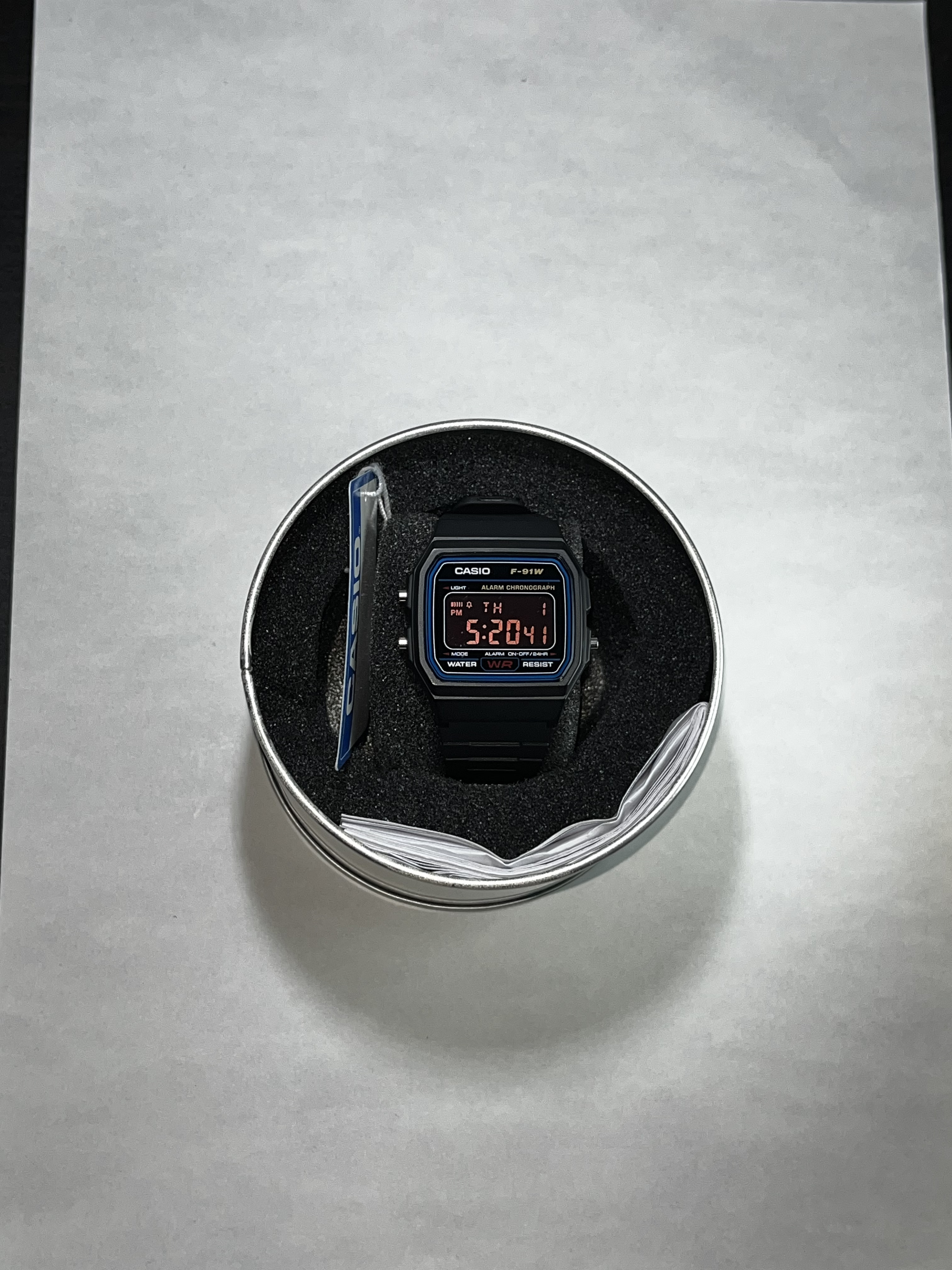 F-91W Blackout + Filtro Rosa — Vista 1